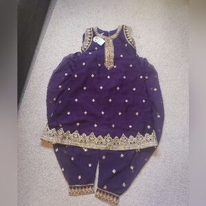 Shiffon embroidered dress